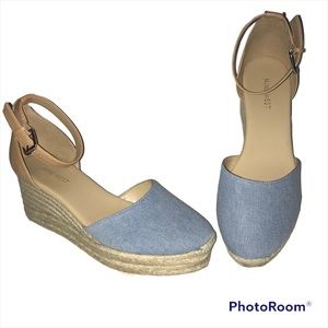 Nine West Closed Toe Ariela Espadrille Wedge Sandal 8 1/2